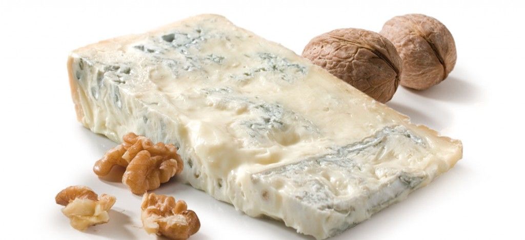 gorgonzola-cheese-walnuts_0